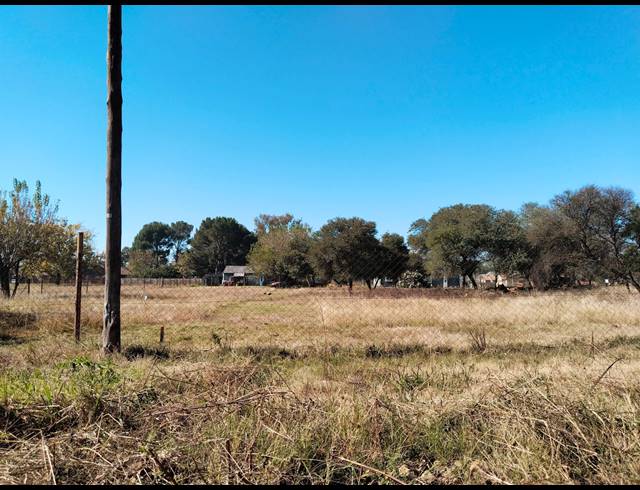 1,107M² VACANT LAND FOR SALE IN RIVERSDALE